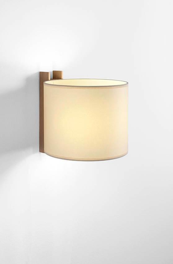 TMM Corto Væglampe i Valnødbeige - Elegant Design