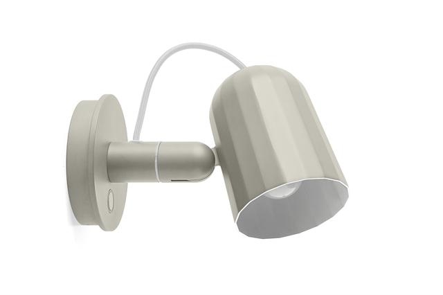 HAY Noc Væglampe i Beige – Elegant Design af SmithMatthias