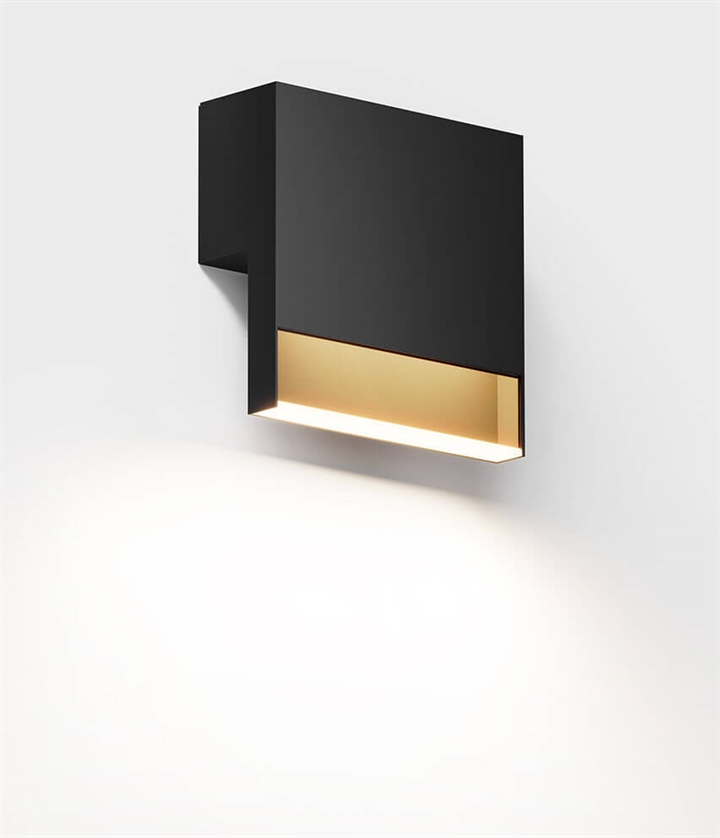 Sort Udendørs Væglampe Li. 2 - Elegant Design med Røgglas