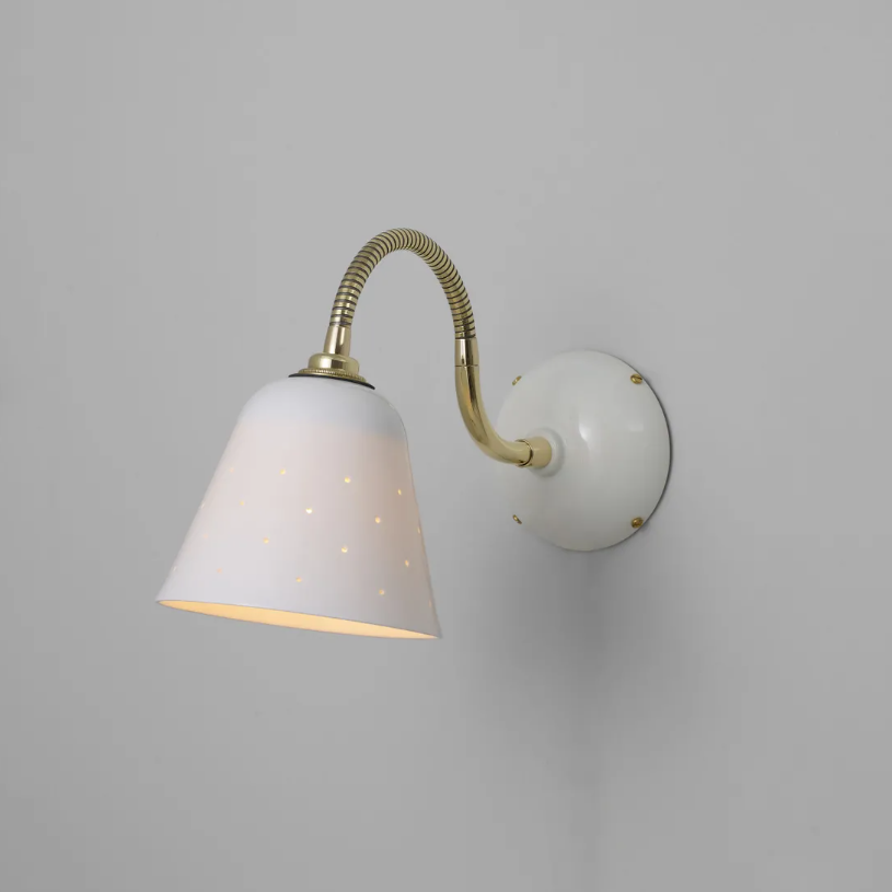 Hvid Alma Væglampe fra Original BTC - Elegant Design