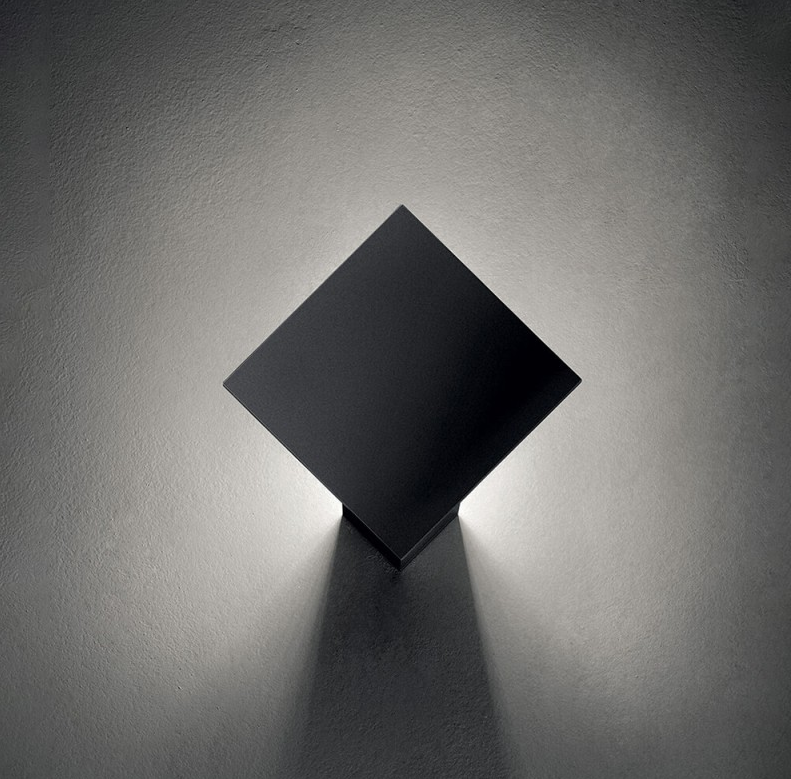 Puzzle Outdoor Square Væglampe Fra Lodes Single Square - Lodes Væglampe