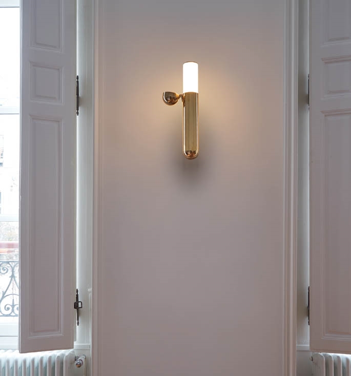 ISP Væglampe Venstre – Unik Designlampe til Dit Hjem